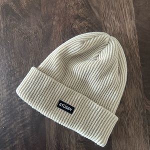 Stussy beanie (like new)
